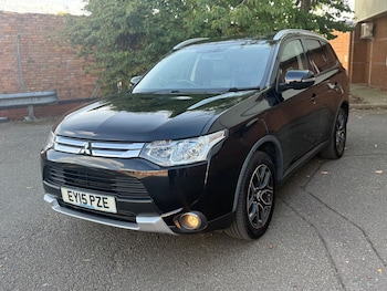 2015 (15) - 2.2 DI-D GX3 5dr Auto