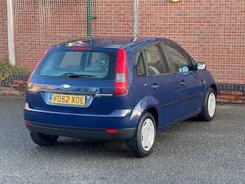 Used Ford Fiesta 2002 for sale - 76878404: Photo