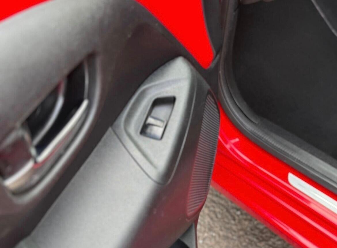 Used Peugeot 108 2015 for sale - 77052519: Photo 39