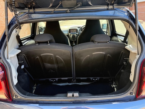Used Peugeot 108 2016 for sale - 76200768: Photo 9