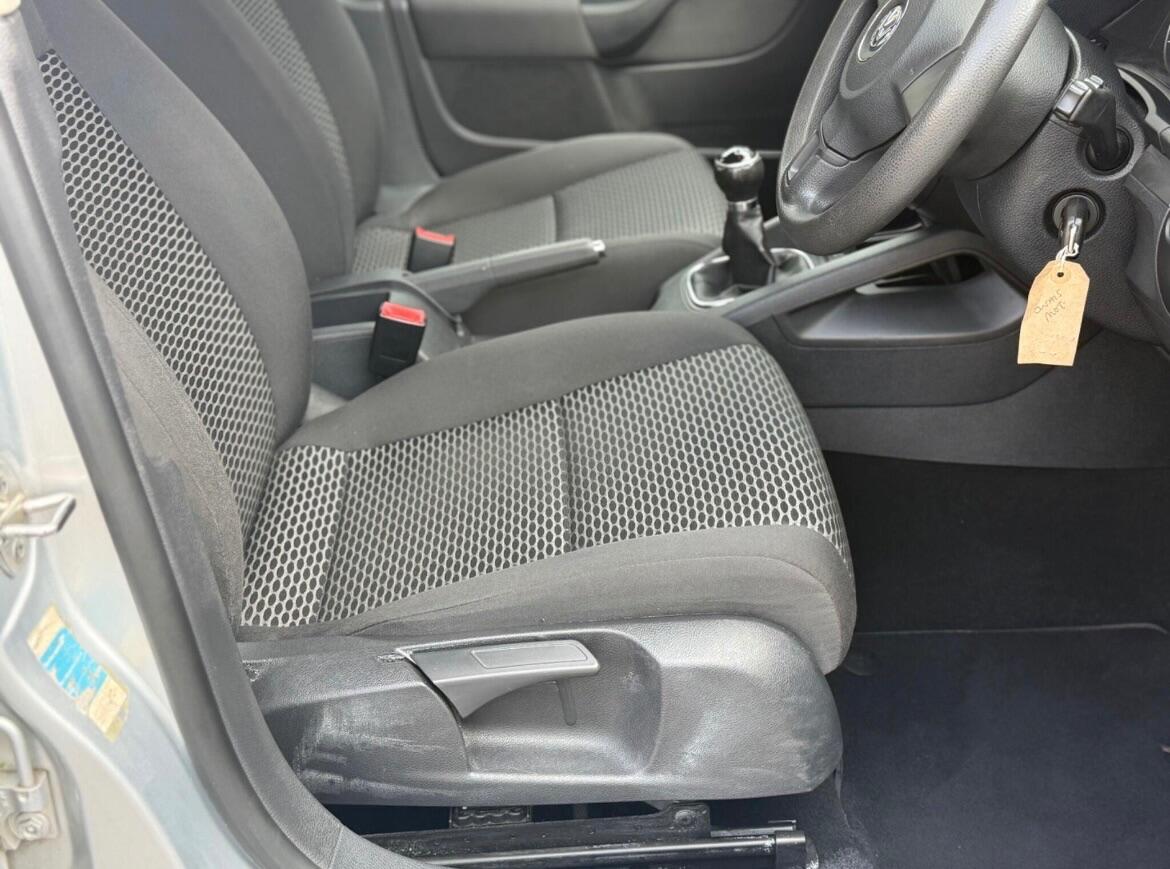 Used Volkswagen Jetta 2010 for sale - 76878409: Photo 10