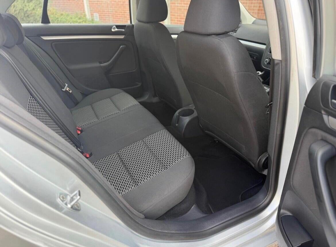 Used Volkswagen Jetta 2010 for sale - 77049912: Photo 27