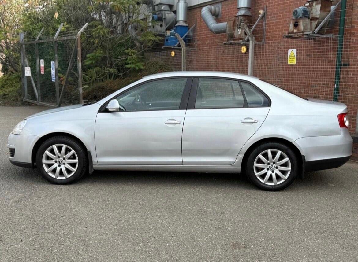Used Volkswagen Jetta 2010 for sale - 77049912: Photo 6