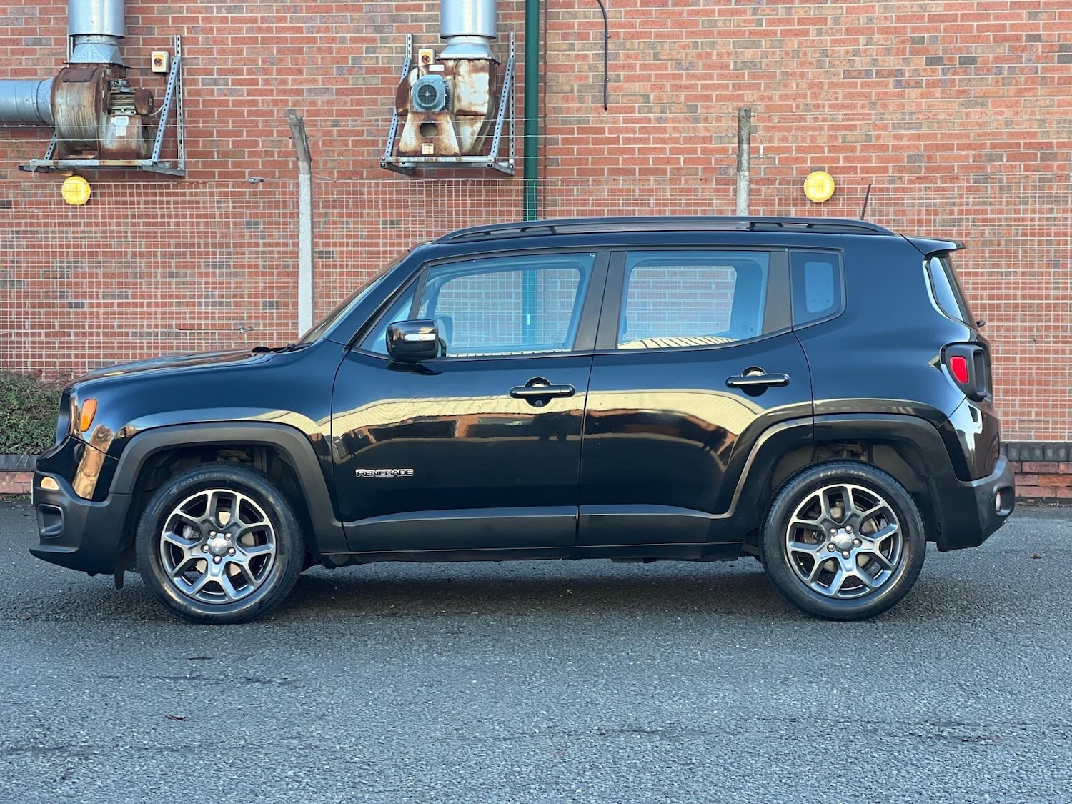 Used Jeep Renegade 2018 for sale - 76878397: Photo 7