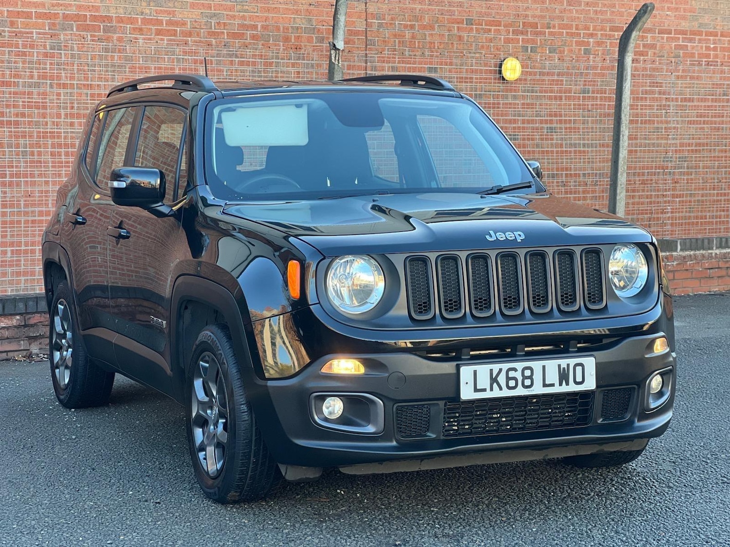 Used Jeep Renegade 2018 for sale - 76878397: Photo 9