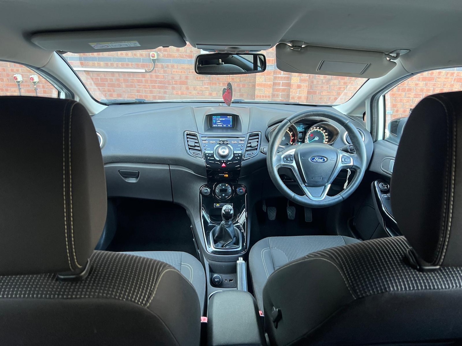 Used Ford Fiesta 2015 for sale - 76878421: Photo 19