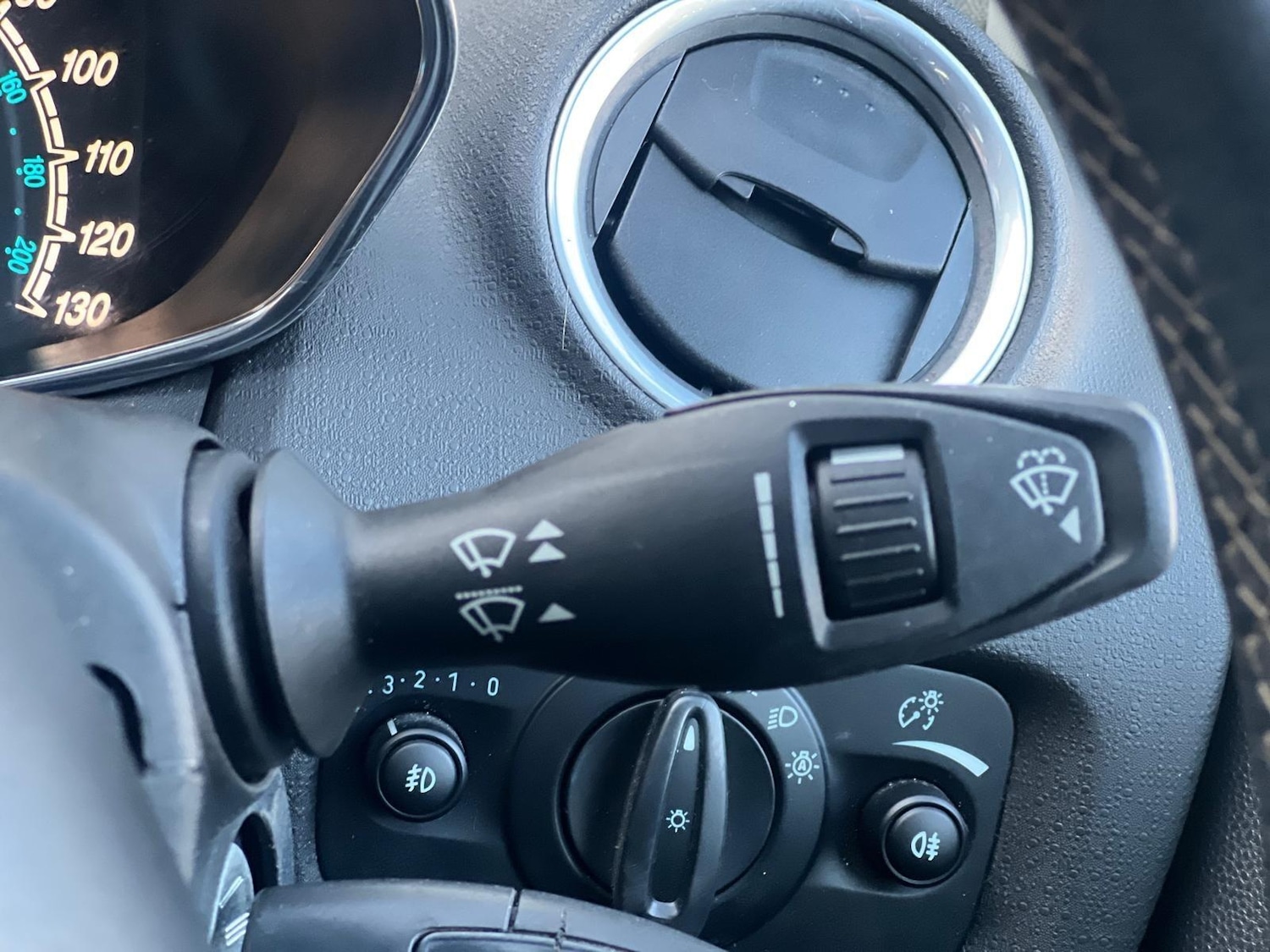 Used Ford Fiesta 2015 for sale - 76878421: Photo 38