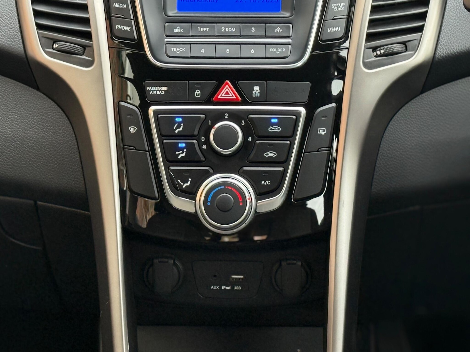 Used Hyundai i30 2015 for sale - 76349078: Photo 19