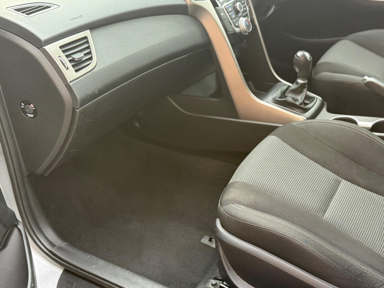 Used Hyundai i30 2015 for sale - 76349078: Photo 30