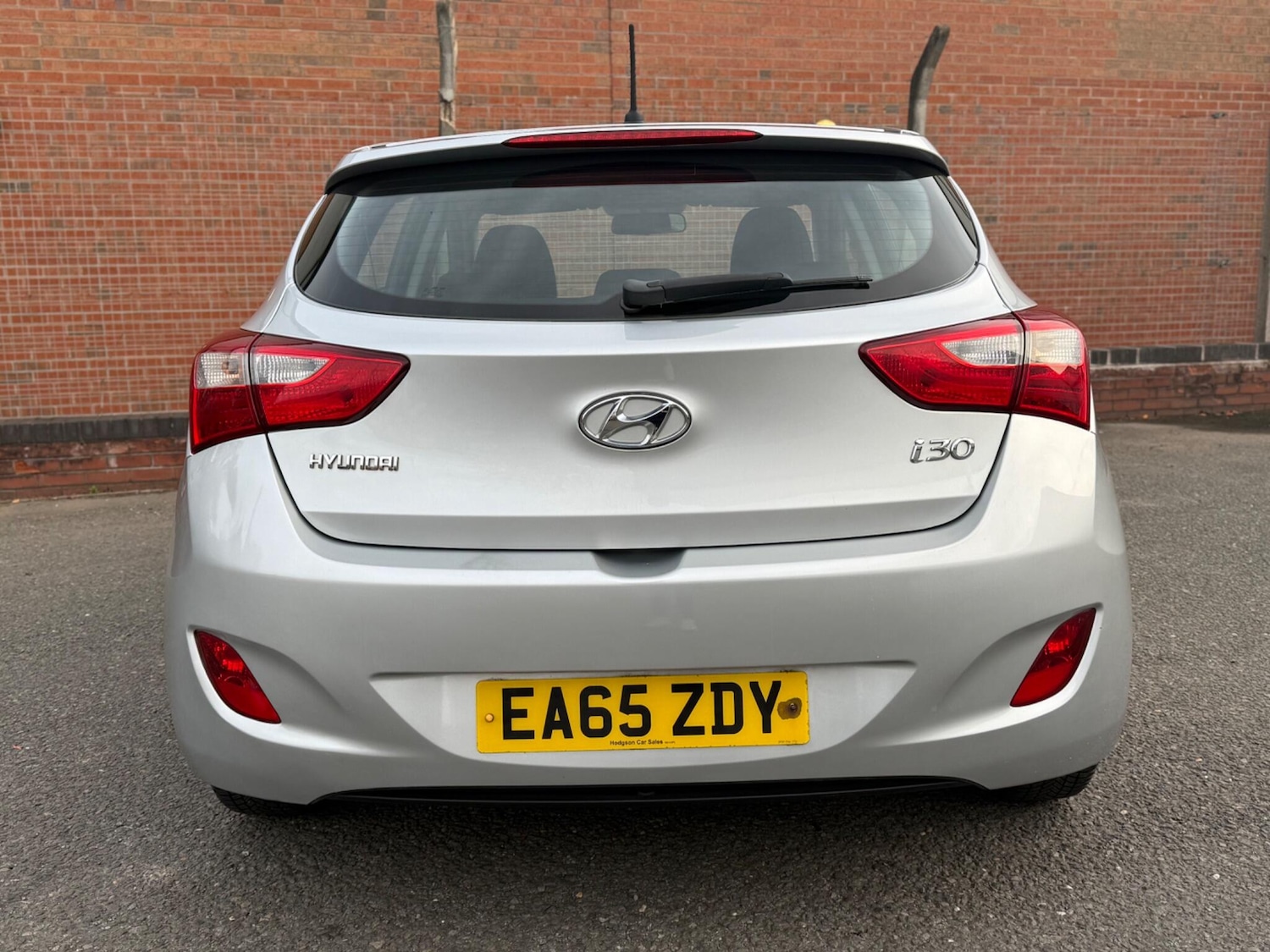 Used Hyundai i30 2015 for sale - 76349078: Photo 8