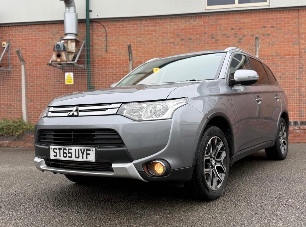 Used Mitsubishi Outlander 2016 for sale - 76878408: Photo 1