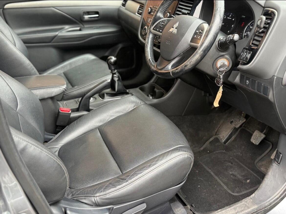 Used Mitsubishi Outlander 2016 for sale - 76878408: Photo 15