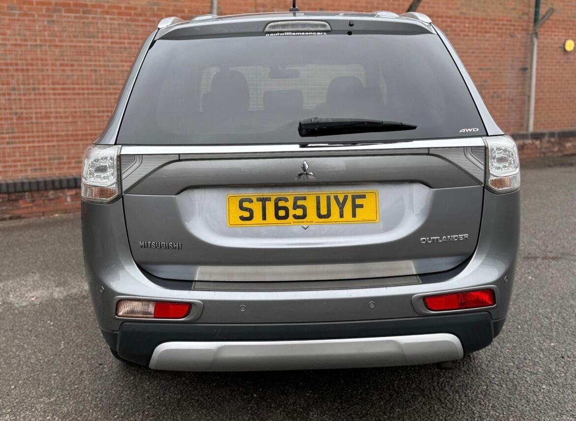 Used Mitsubishi Outlander 2016 for sale - 76878408: Photo 8