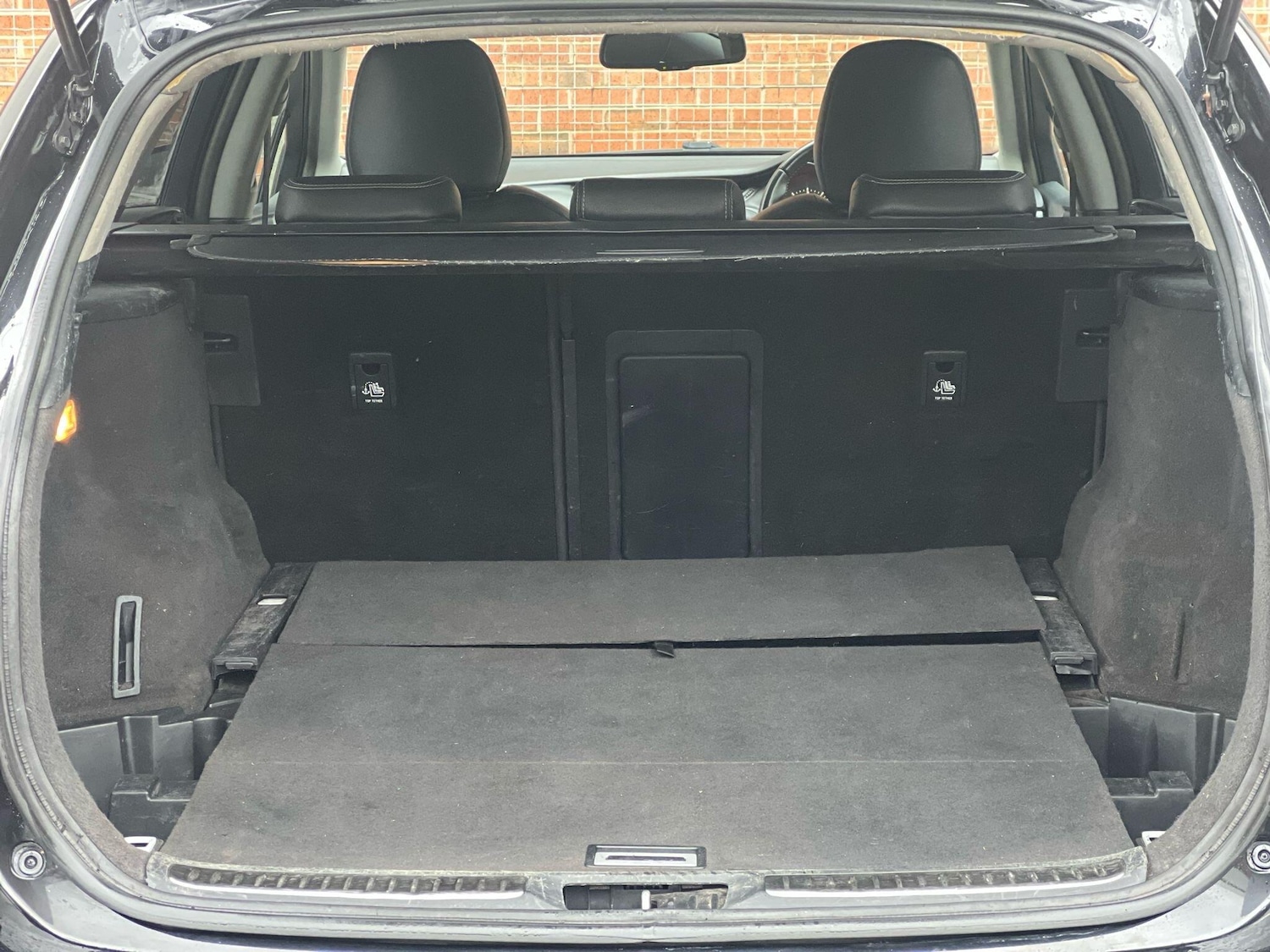 Used Toyota Avensis 2015 for sale - 77291524: Photo 11