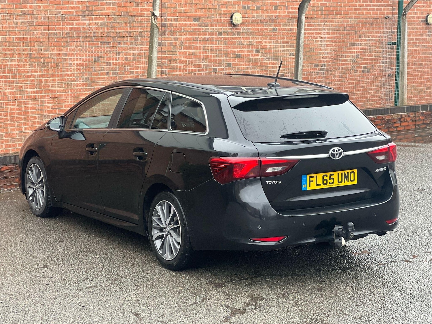 Used Toyota Avensis 2015 for sale - 77291524: Photo 27