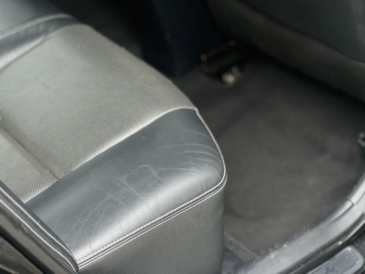 Used Toyota Avensis 2015 for sale - 77291524: Photo 34