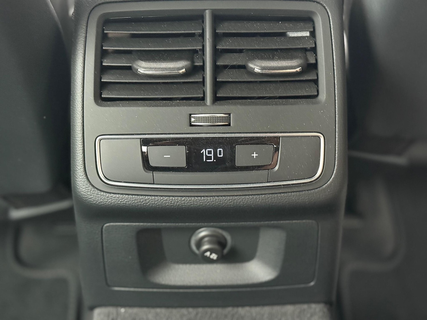 Used Audi A4 2018 for sale - 76878407: Photo 37