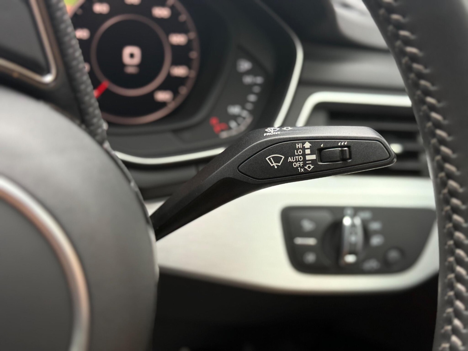 Used Audi A4 2018 for sale - 76878407: Photo 44