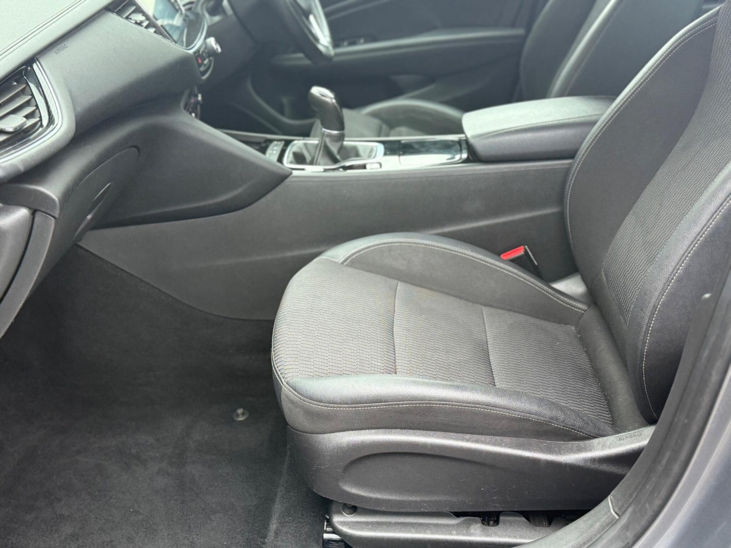 Used Vauxhall Insignia 2019 for sale - 76878429: Photo 14