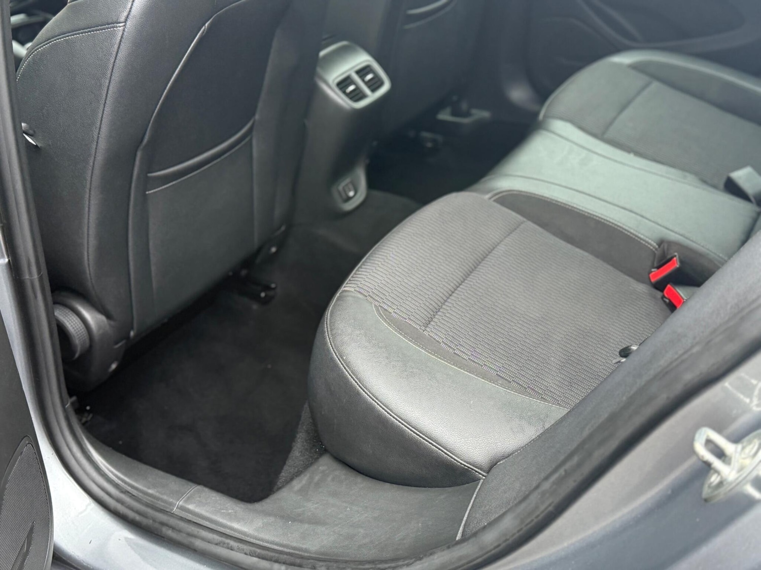 Used Vauxhall Insignia 2019 for sale - 76878429: Photo 35