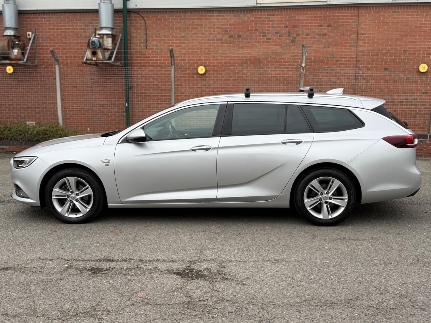 Used Vauxhall Insignia 2018 for sale - 76498797: Photo 7