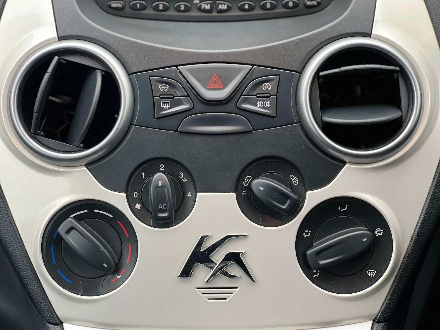 Used Ford Ka 2013 for sale - 76878415: Photo 19