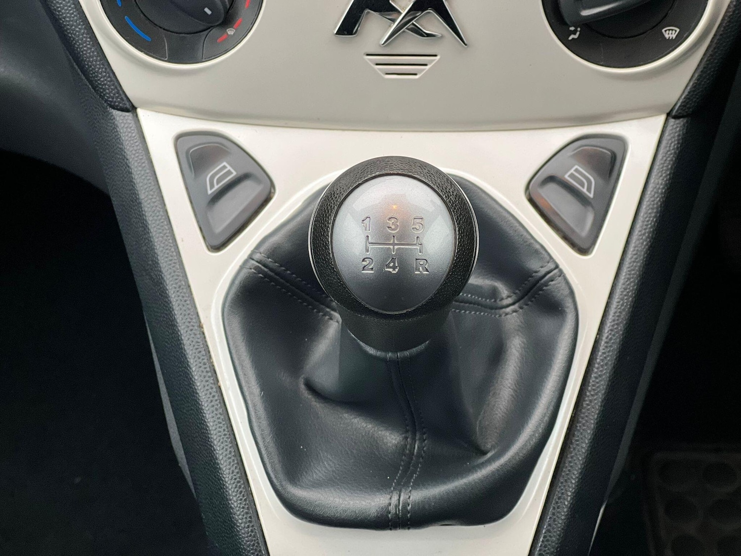 Used Ford Ka 2013 for sale - 76878415: Photo 21