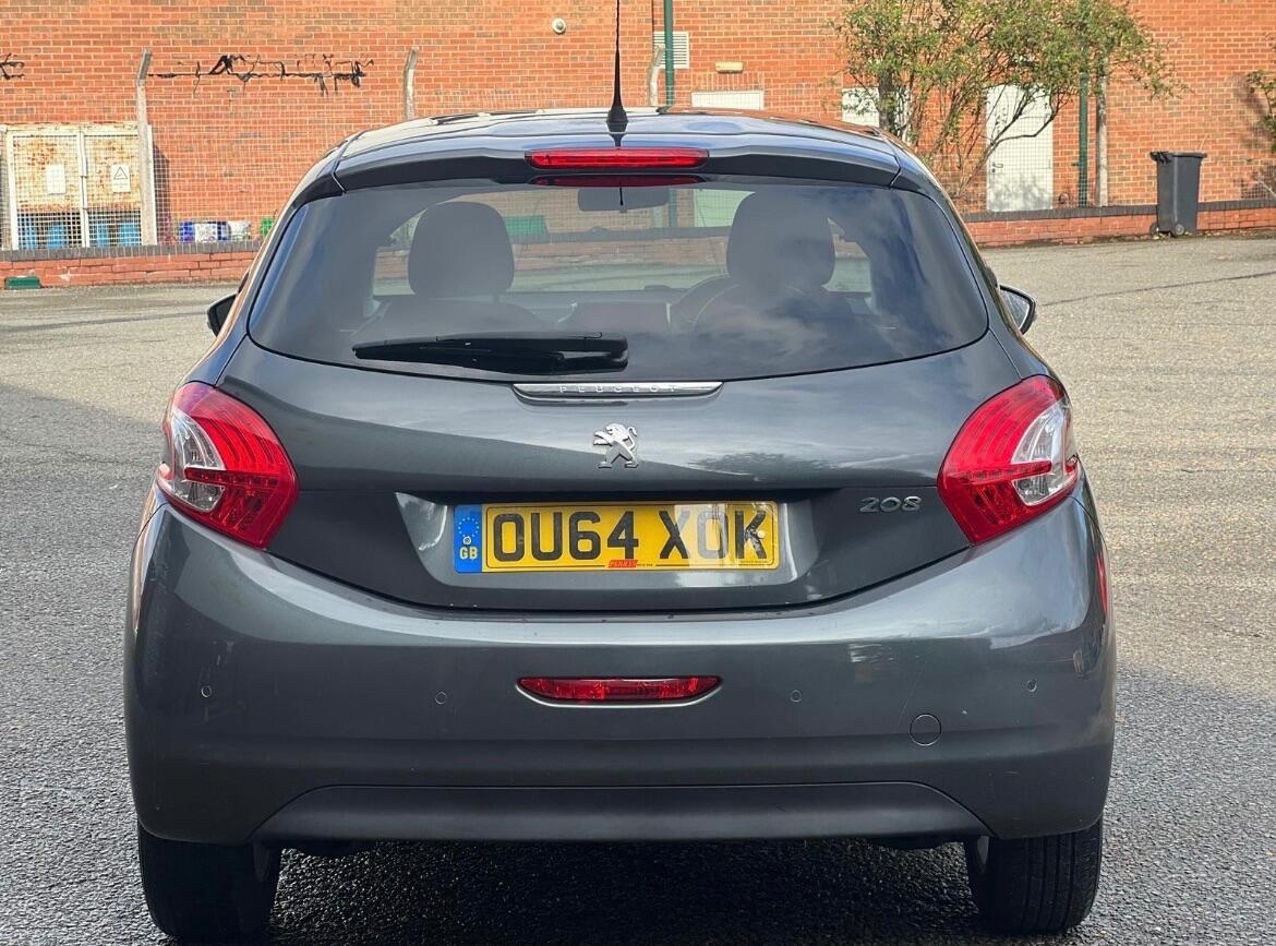 Used Peugeot 208 2014 for sale - 76318244: Photo 10