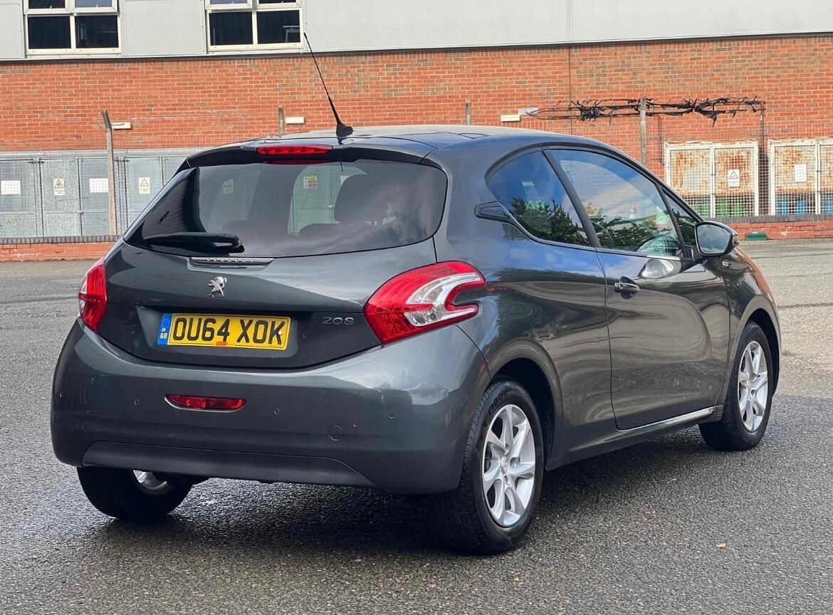 Used Peugeot 208 2014 for sale - 76318244: Photo 30