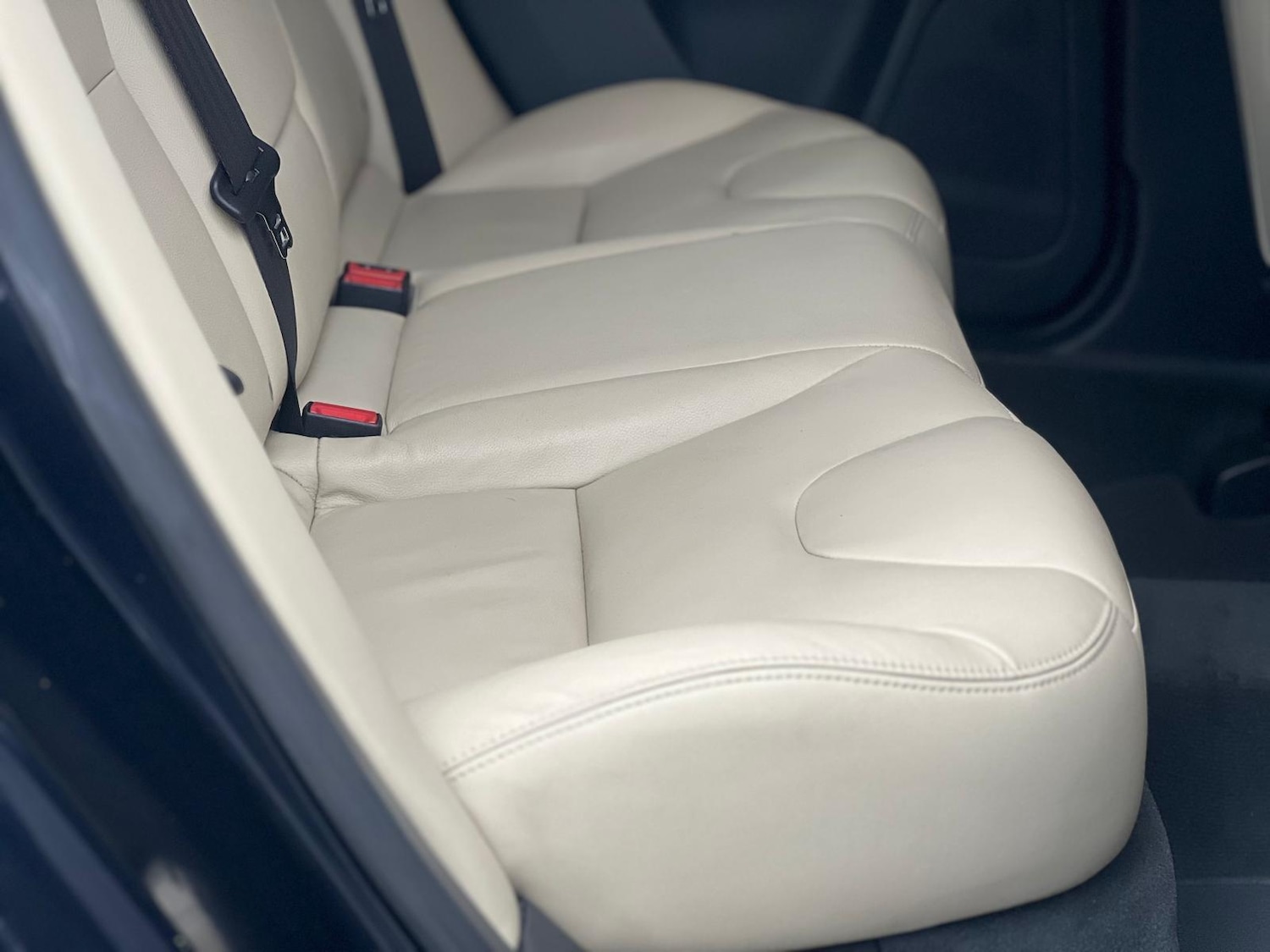 Used Volvo XC60 2015 for sale - 76878382: Photo 20