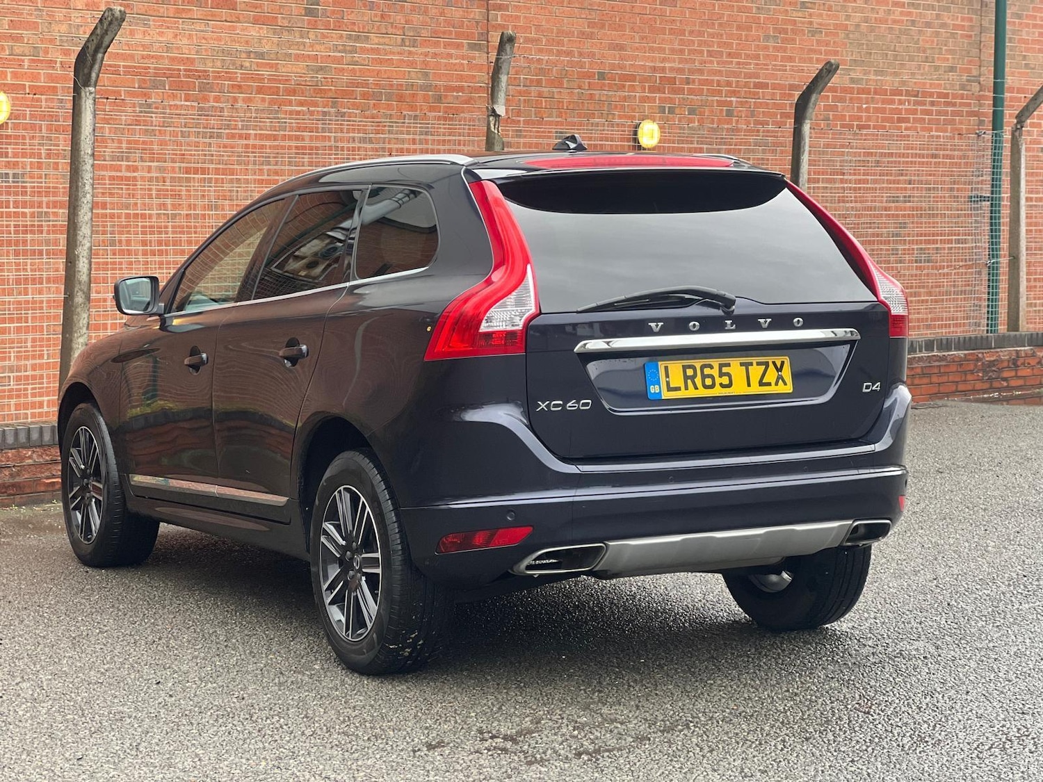 Used Volvo XC60 2015 for sale - 76878382: Photo 29