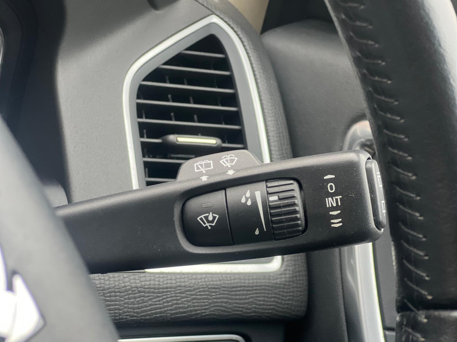 Used Volvo XC60 2015 for sale - 76878382: Photo 44