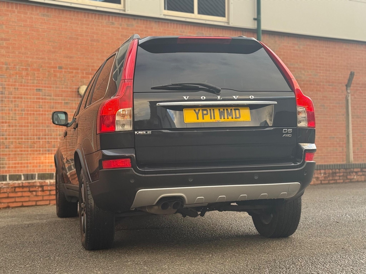 Used Volvo XC90 2011 for sale - 77131527: Photo 2