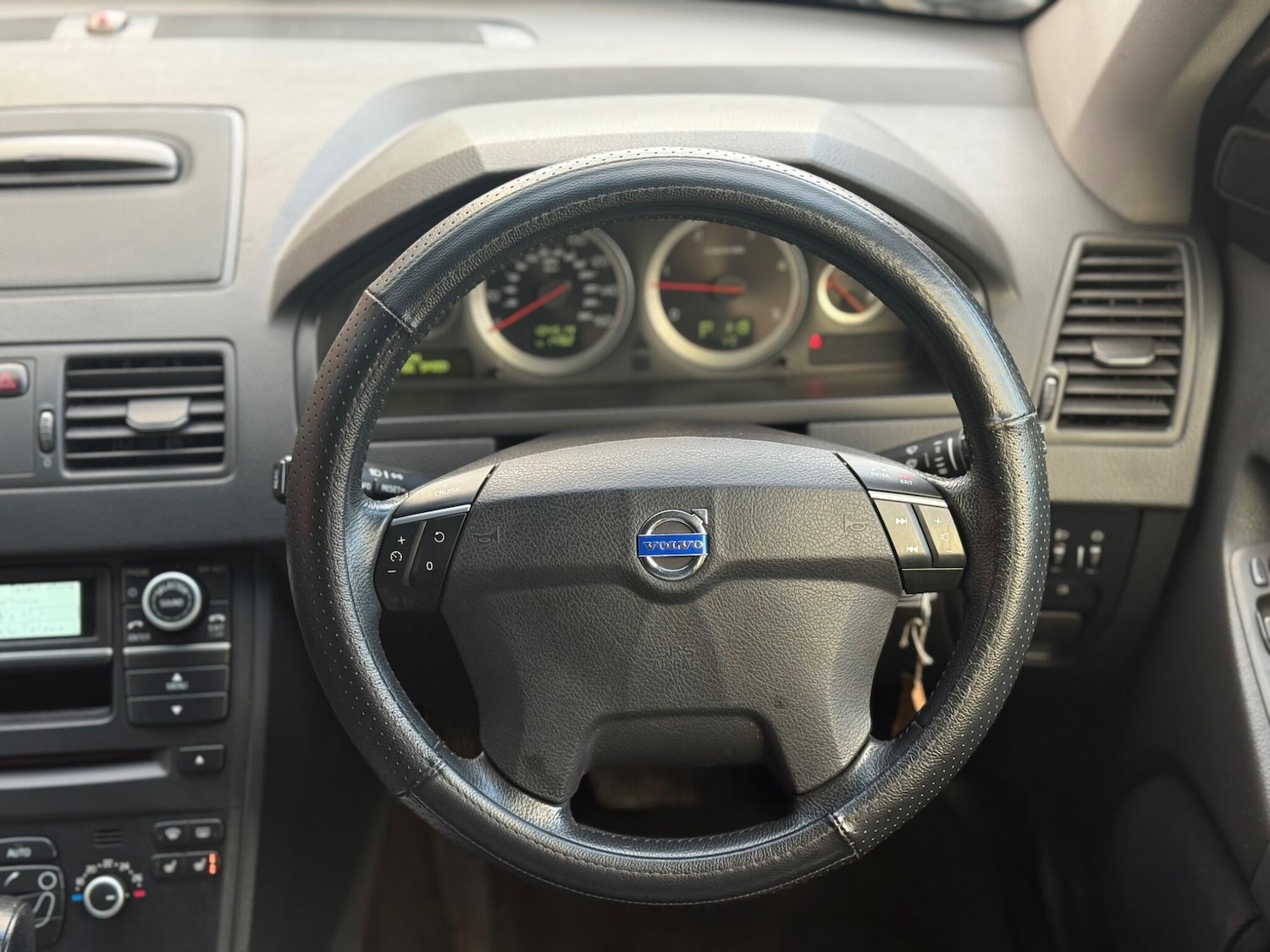 Used Volvo XC90 2011 for sale - 77131527: Photo 26