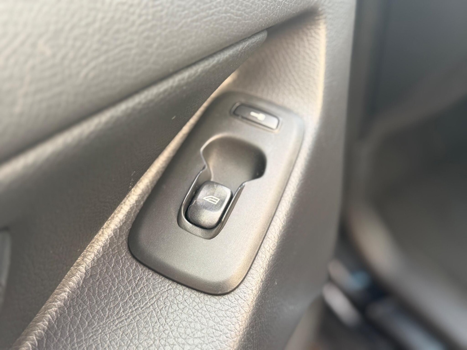 Used Volvo XC90 2011 for sale - 77131527: Photo 37