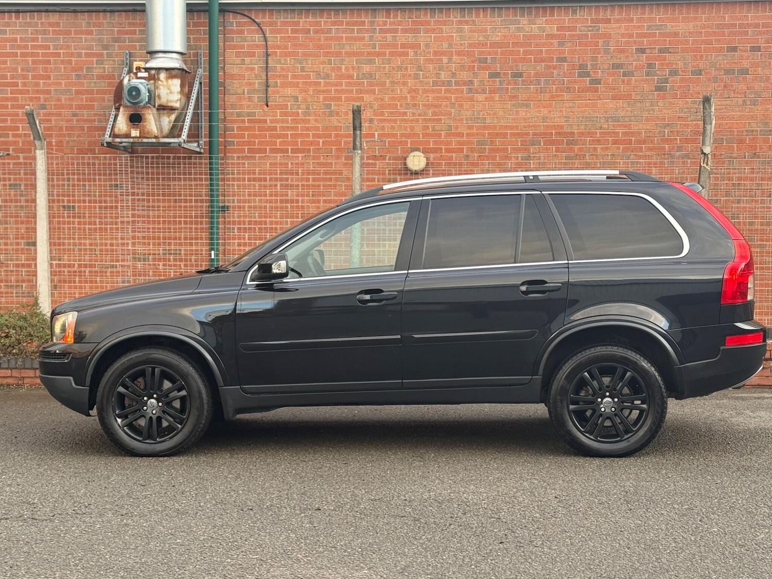 Used Volvo XC90 2011 for sale - 77131527: Photo 7