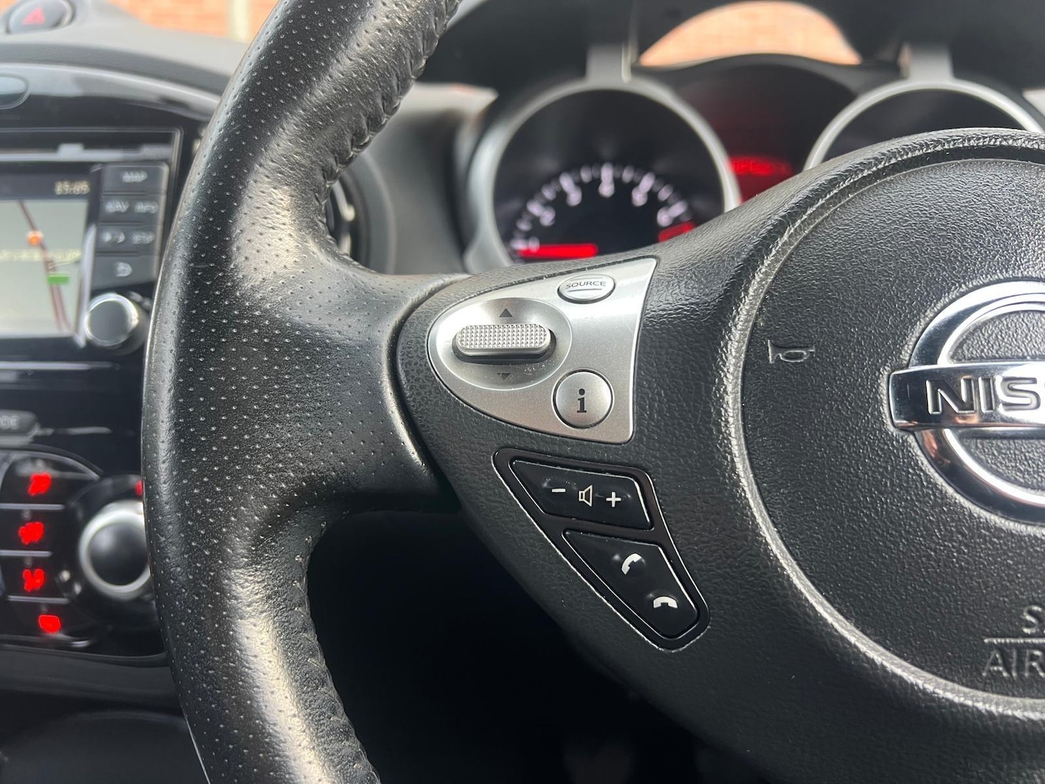 Used Nissan Juke 2015 for sale - 77203034: Photo 43