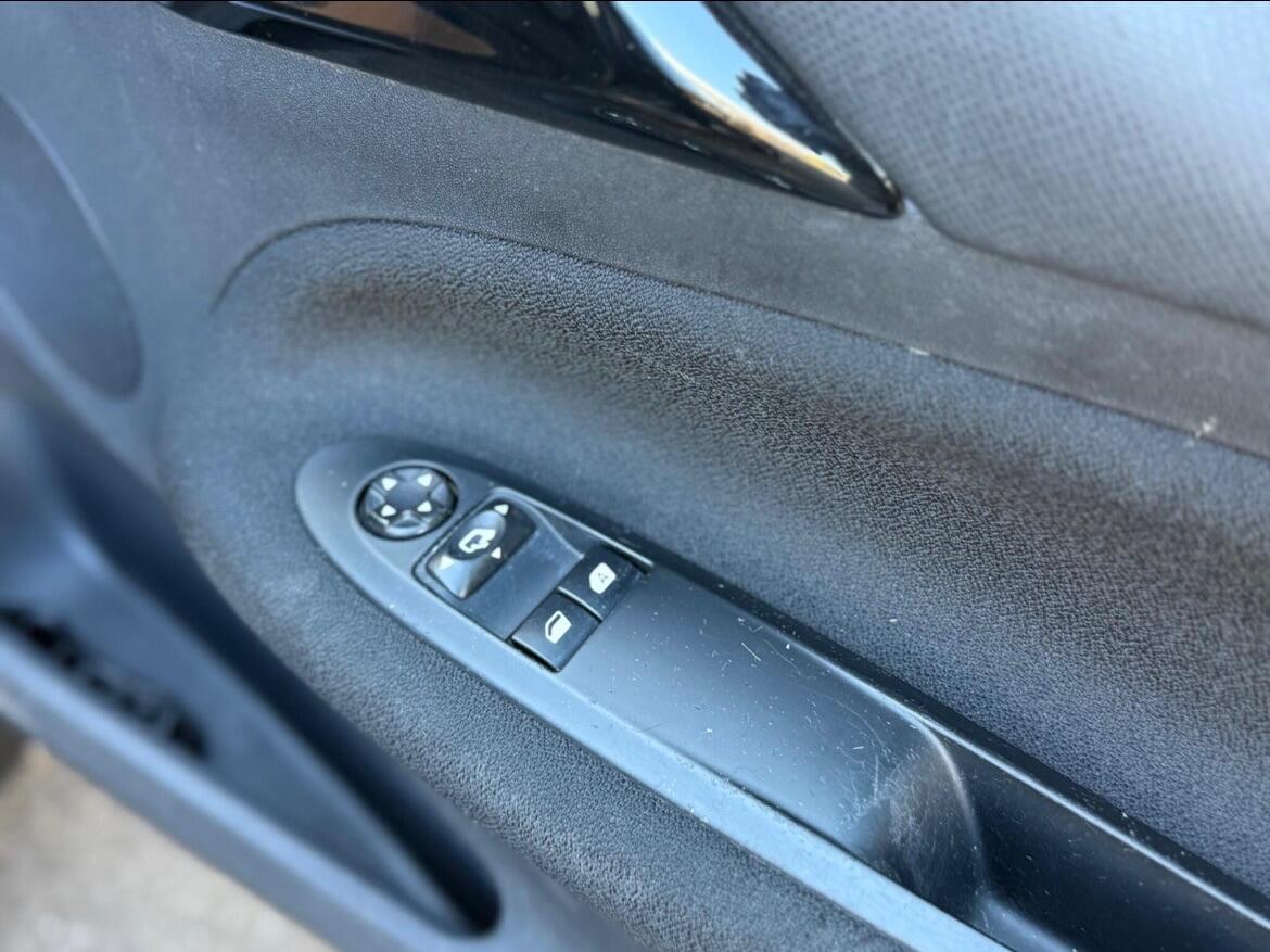 Used DS Automobiles DS 3 2016 for sale - 76878431: Photo 35