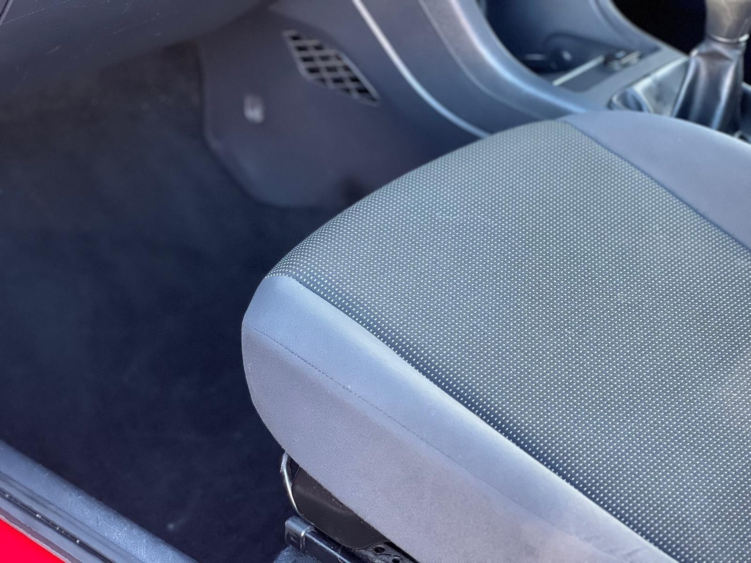 Used Volkswagen up! 2013 for sale - 76878395: Photo 30