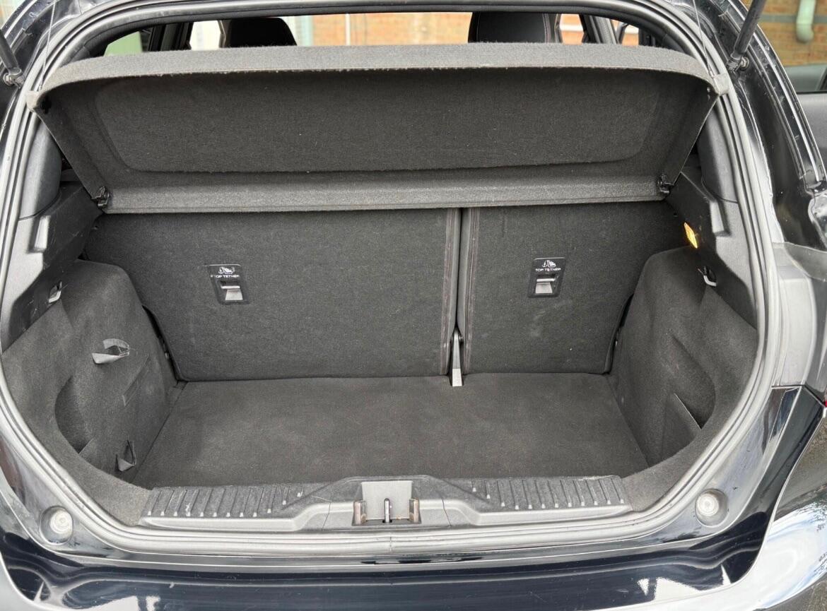 Used Ford Fiesta 2018 for sale - 76878388: Photo 11