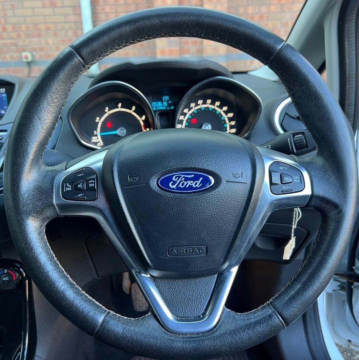 Used Ford Fiesta 2015 for sale - 77067164: Photo 23