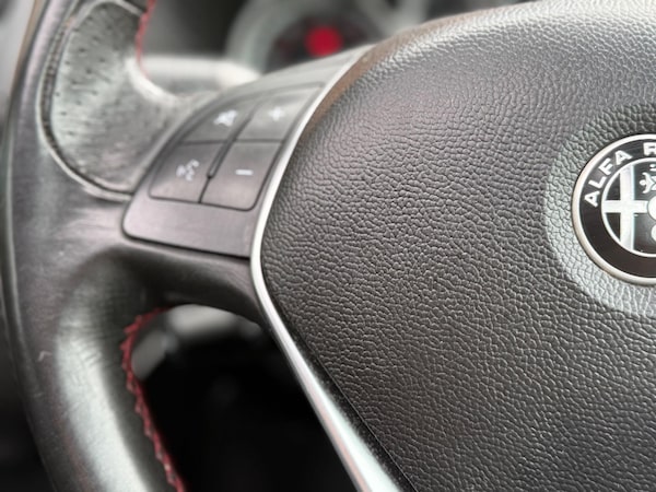 Used Alfa Romeo MiTo 2016 for sale - 75990280: Photo 41