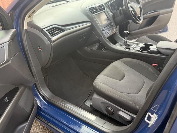 Used Ford Mondeo 2015 for sale - 76001845: Photo 31