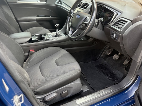 Used Ford Mondeo 2015 for sale - 76001845: Photo 32