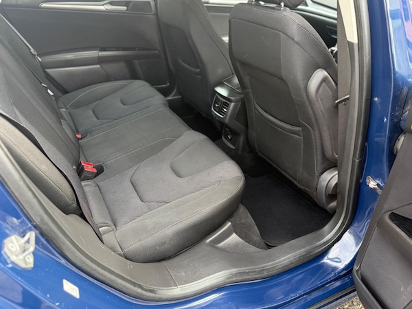 Used Ford Mondeo 2015 for sale - 76001845: Photo 33