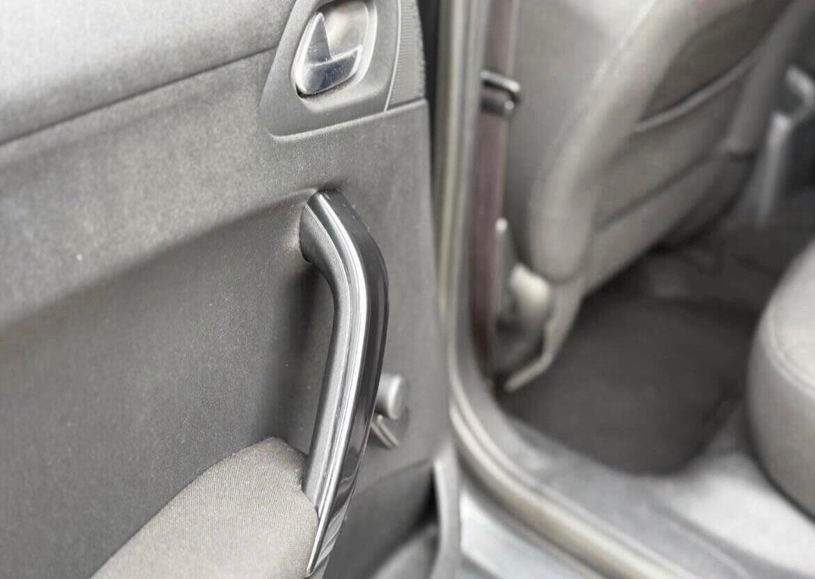 Used Peugeot 208 2012 for sale - 77143231: Photo 35