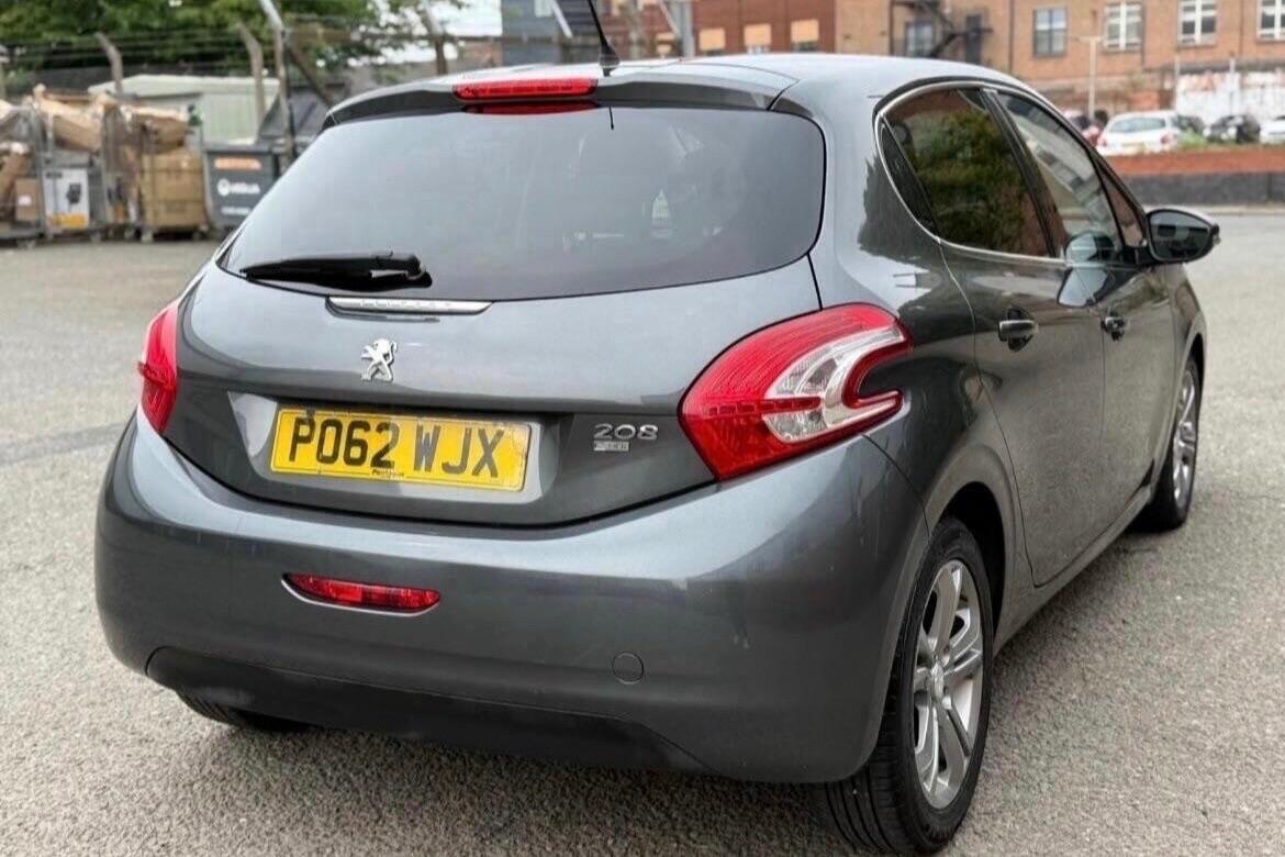 Used Peugeot 208 2012 for sale - 77143231: Photo 5