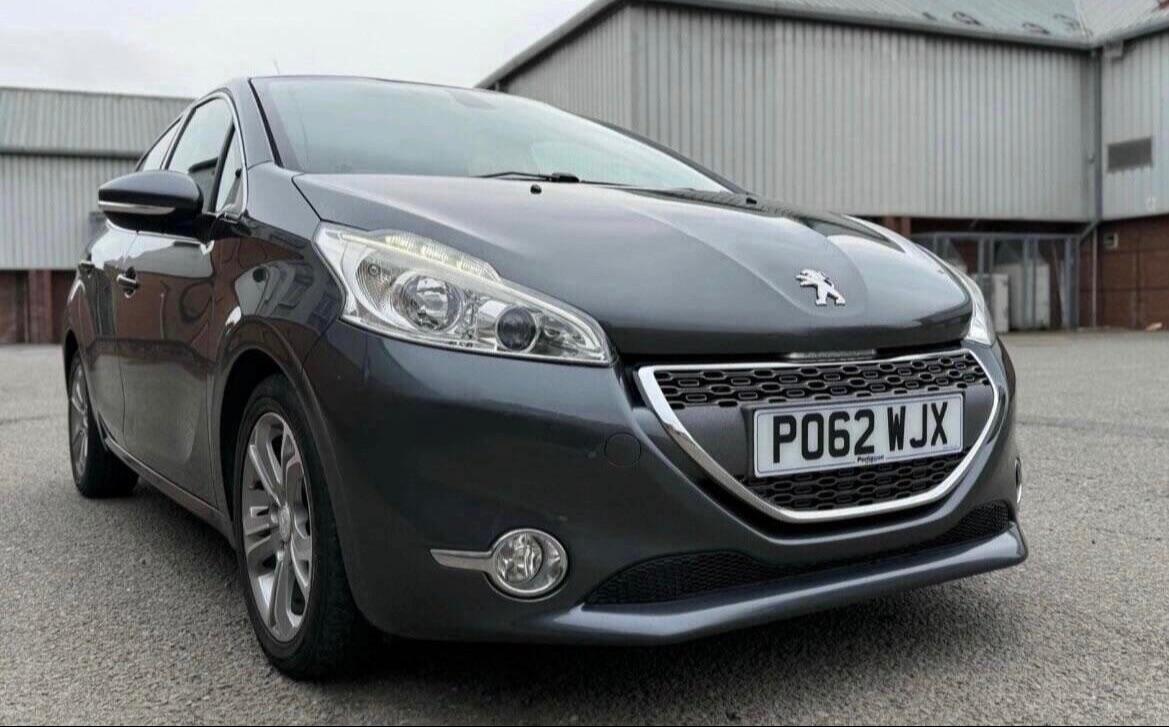 Used Peugeot 208 2012 for sale - 77143231: Photo 7