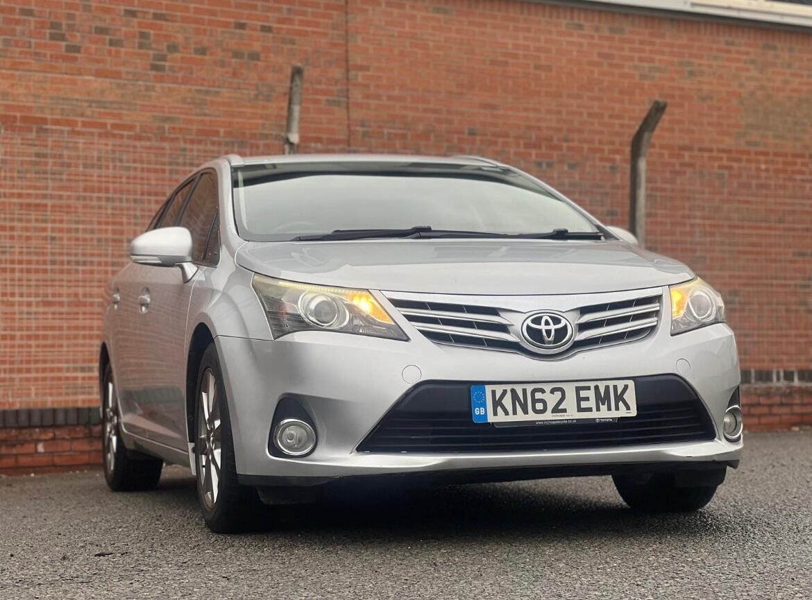 Used Toyota Avensis 2012 for sale - 77215300: Photo 13