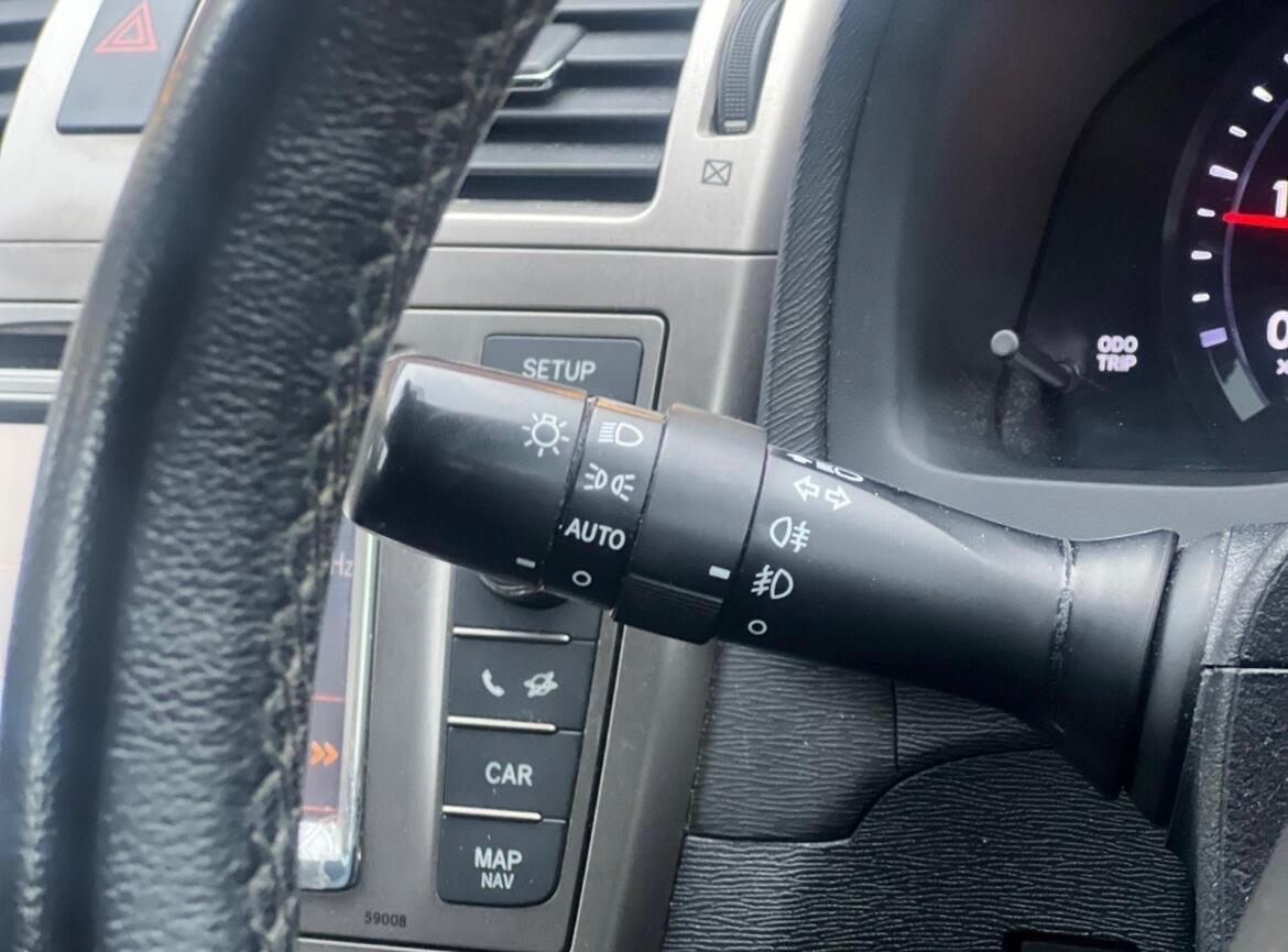 Used Toyota Avensis 2012 for sale - 77215300: Photo 41